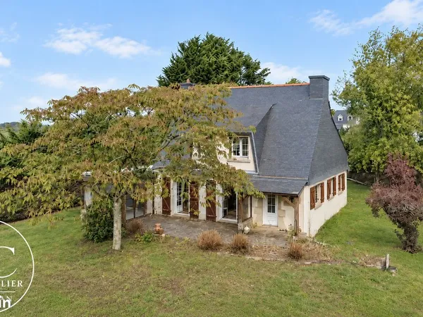 Maison 6 pièces 136 m²