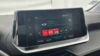 Peugeot 208 1.2 PureTech 100ch S&S Allure EAT8 — photo 13