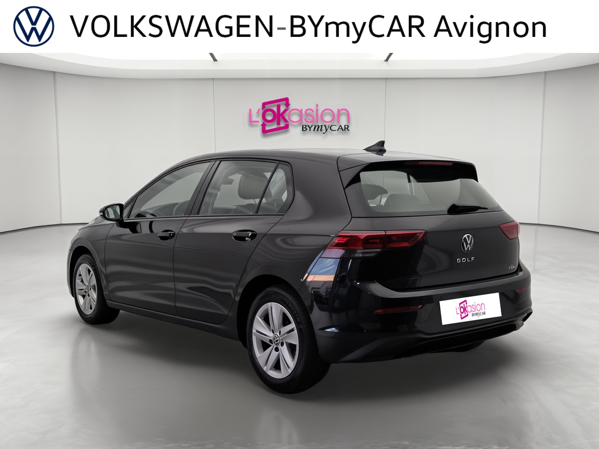 Volkswagen Golf 1.0 eTSI OPF 110 DSG7 — photo 3