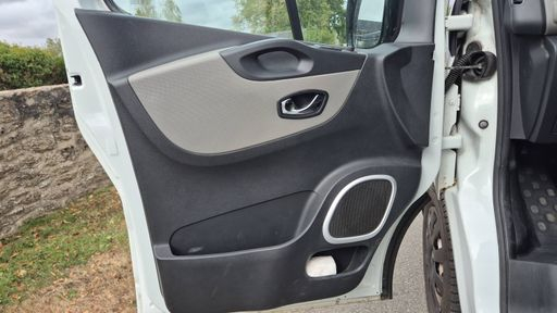 Renault Trafic 1.6 dCi 115 - Confort L1h1 – 2016 – 135456 km – Diesel – Boîte Manuelle — photo 18