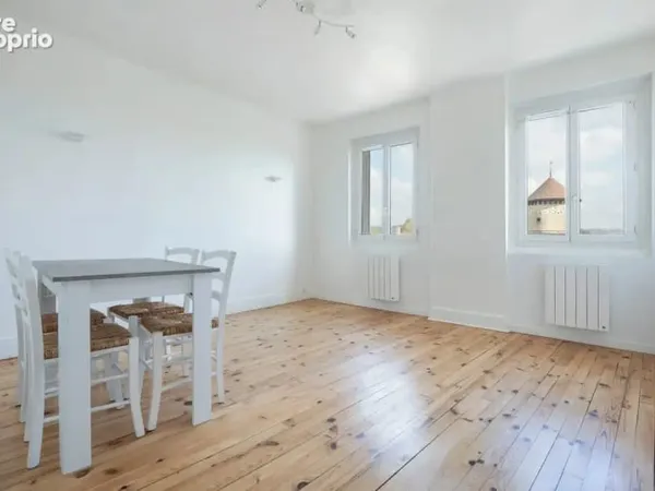 Appartement 2 pièces 51 m² à vendre à Vaulx-En-Velin (69120)