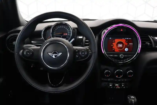 Mini Mini hatch 5 portes cooper 136 ch — photo 11