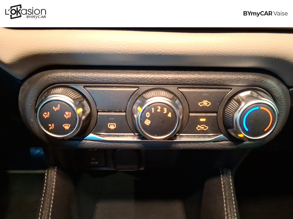 Nissan Micra IG-T 92 — photo 17
