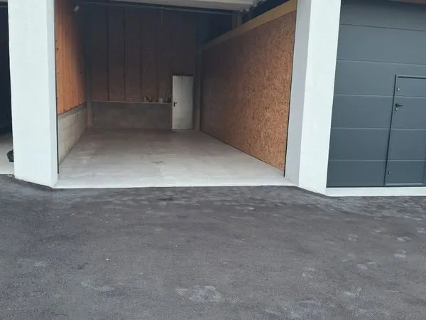Garage à louer