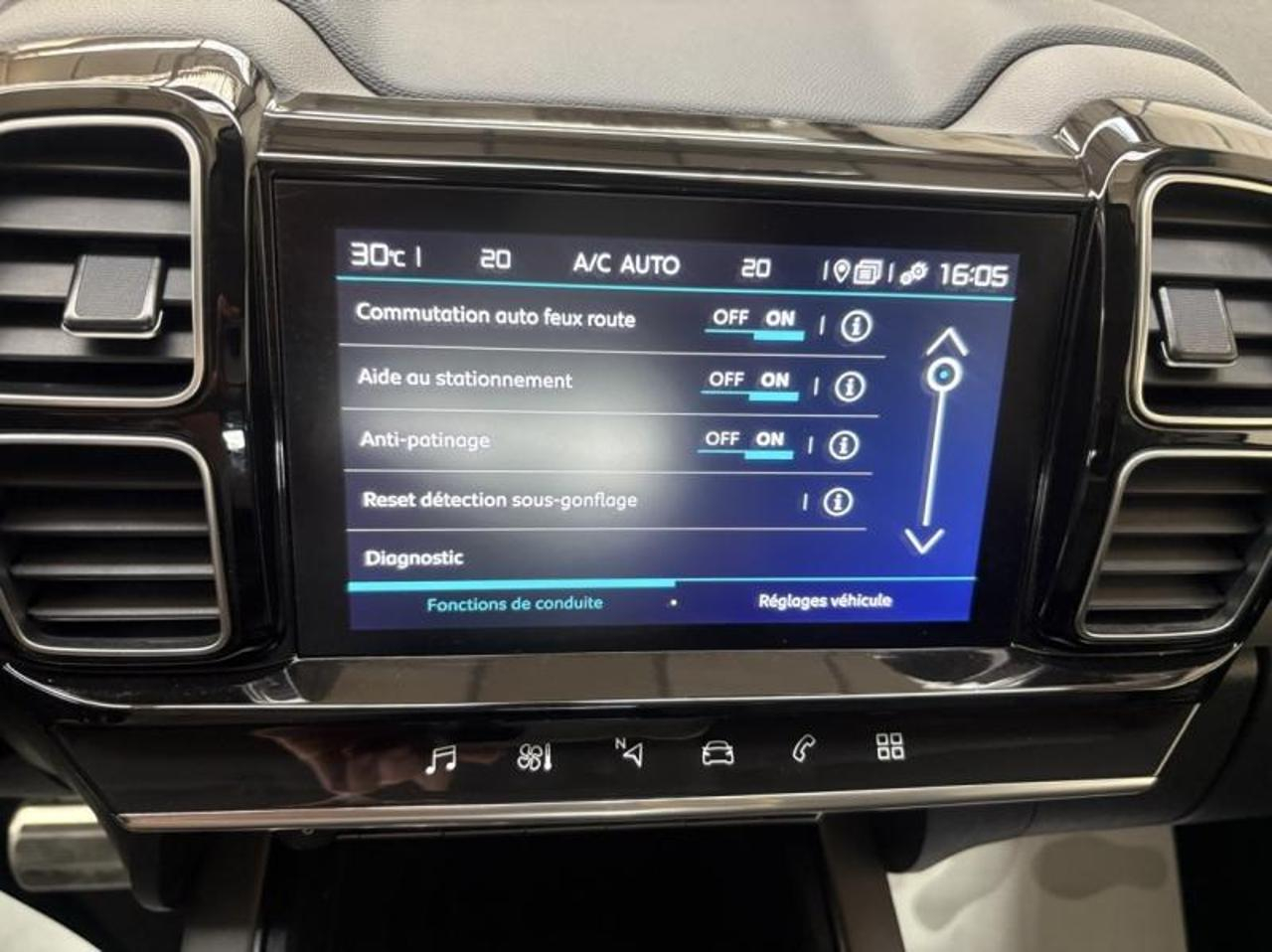 Citroën C5 Aircross bluehdi 130ch s&s shine eat8 e6.d — photo 14