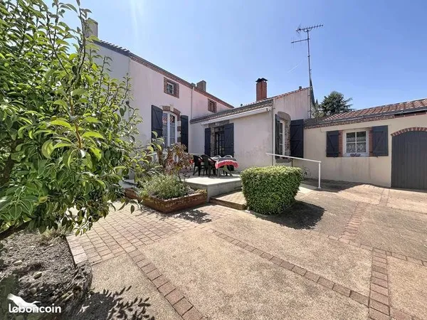Maison de ville 6 pièces 165 m²