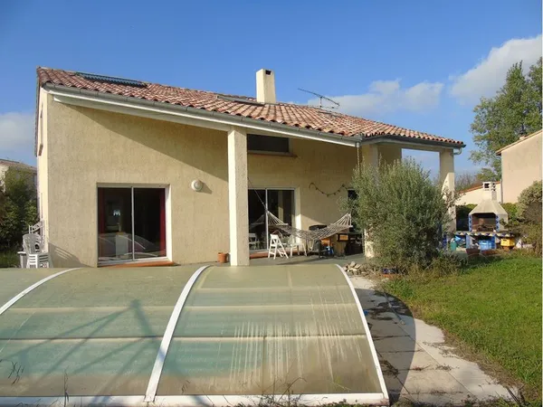 Maison - 210m ²