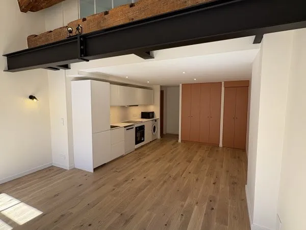 Loue appartement refait à neuf