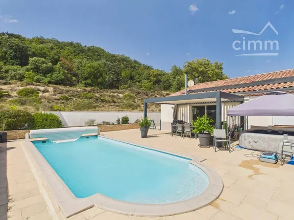 Villa 4CH de plain pied avec piscine et jacuzzi - Lagorce, Ardèche