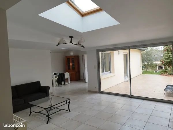 Location appartement meublée 110m2
