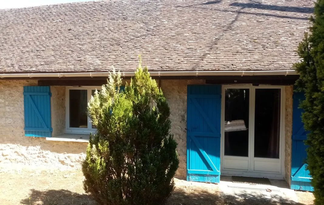 Photo 1