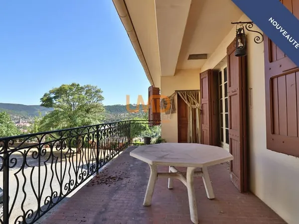 Maison avec vue panoramique sur Saint-Affrique