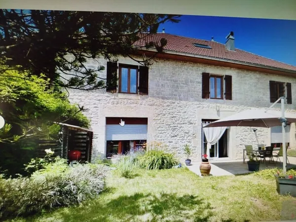 Appartement 5 pièces 141 m²