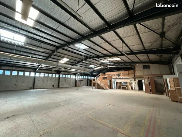 LOCAL D'ACTIVITE 900 m² MONTPELLIER