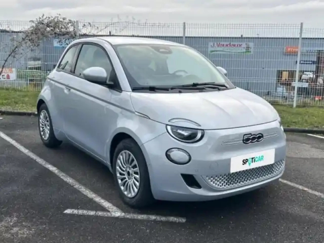 Fiat 500 e 118ch pack confort my24 — photo 3