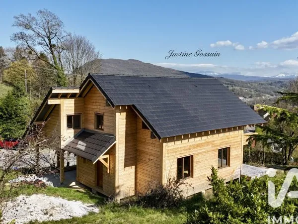 Maison 6 pièces 153 m²