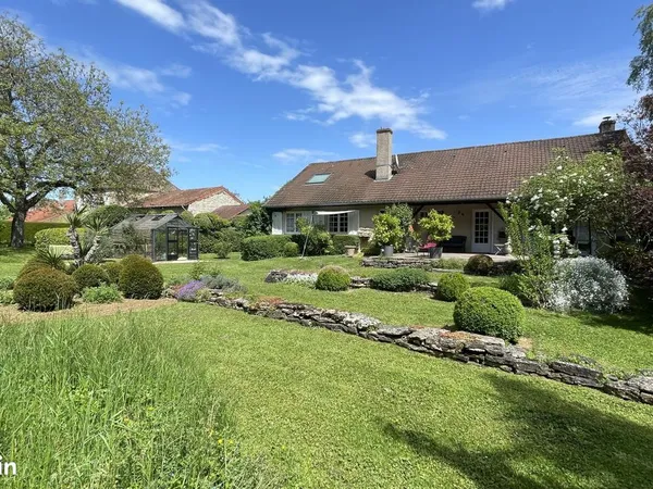 Maison 7 pièces 174 m²