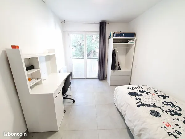 Colocation - Chambre chez l'habitant tout confort, entièrement rénové et meublé. Quartier Boutonnet/