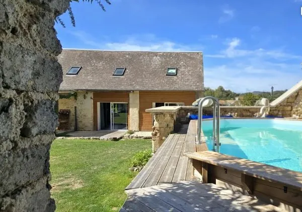 🌿 LONGÈRE EN PIERRE PLEINE DE CHARME - 185 m² - 4 CHAMBRES - PISCINE - TERRAIN 1 450 m² - PROCHE FIS