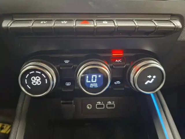 Renault Clio e-tech full hybrid 145 ch gsr2 — photo 40