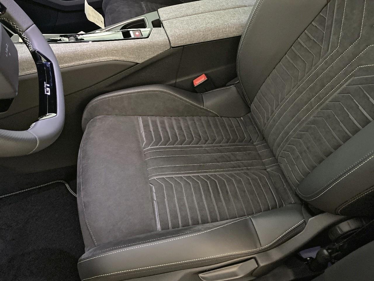 Peugeot 3008 hybrid 145 e-dcs6 gt — photo 9