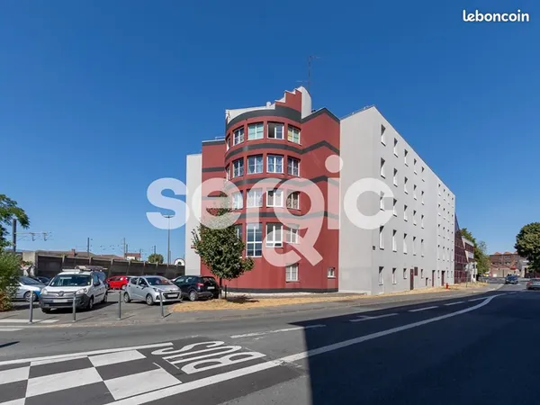 Studio 1 pièce 12 m²
