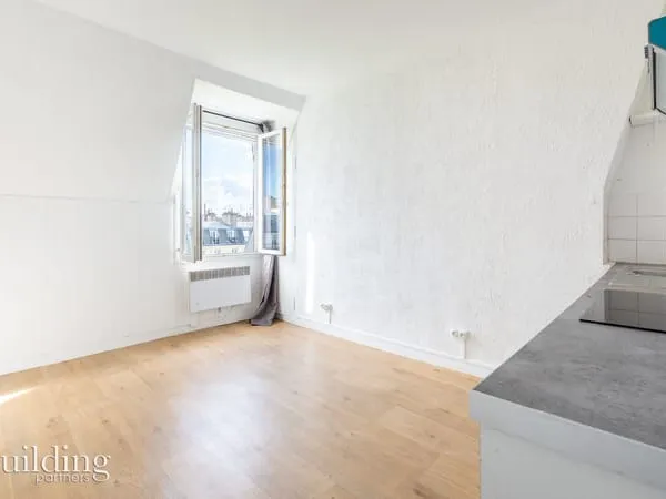 Paris 17e Batignolles - Studio de 19 m² avec vue dégagée