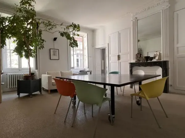 Rue j.vernet bureaux ou habitation