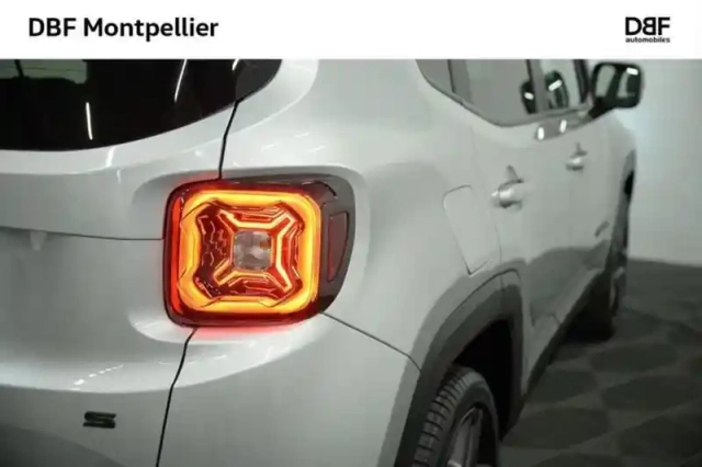 Jeep Renegade 1.3 turbo t4 240 ch phev at6 4xe eawd s — photo 8