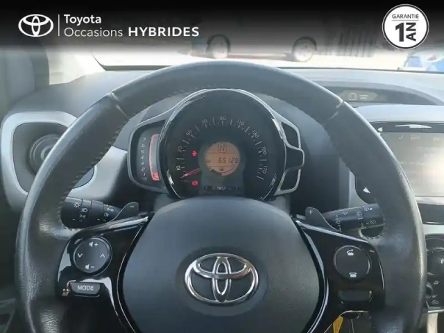 Toyota Aygo 1.0 vvt-i 69ch x-play x-shift 5p — photo 13