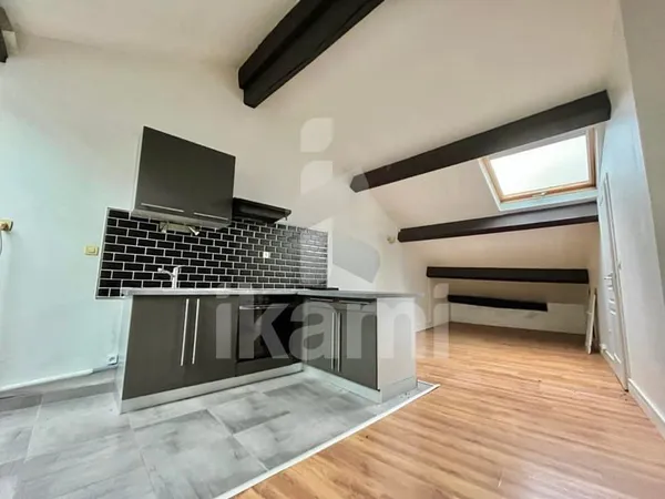 Appartement T2 - Dernier étage (sans ascenseur)
