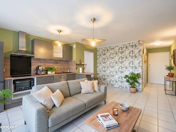 T2 41m² + Terrasse 10m² & Parking Couvert - Hyper Centre Tout à Pied - Pas de frais d'agence
