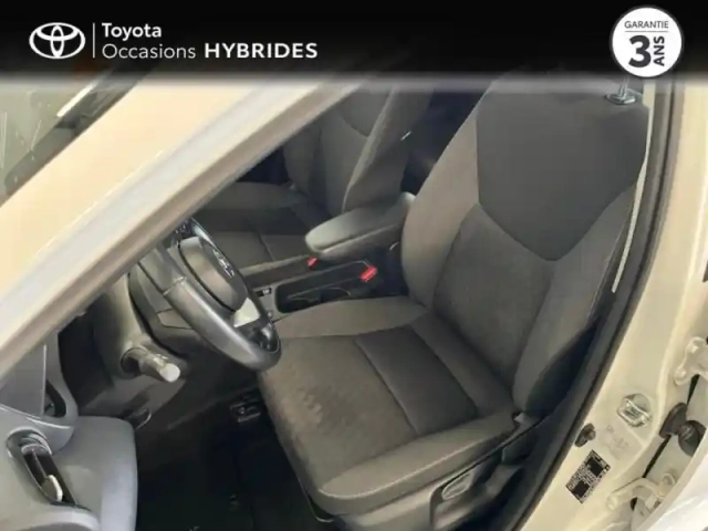 Toyota Yaris 116h dynamic 5p my22 — photo 11