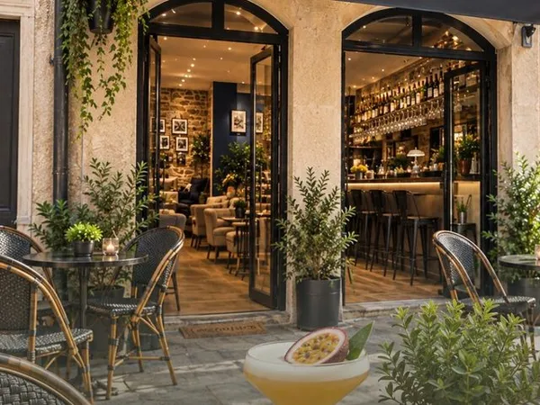 Bar 37 m² Nîmes