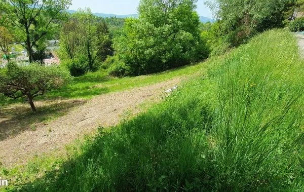 Terrain 975 m² BONNE