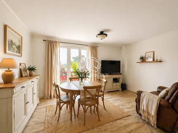 PONT-EVEQUE CENTRE - T3 - 58m² - GARAGE ET CAVE