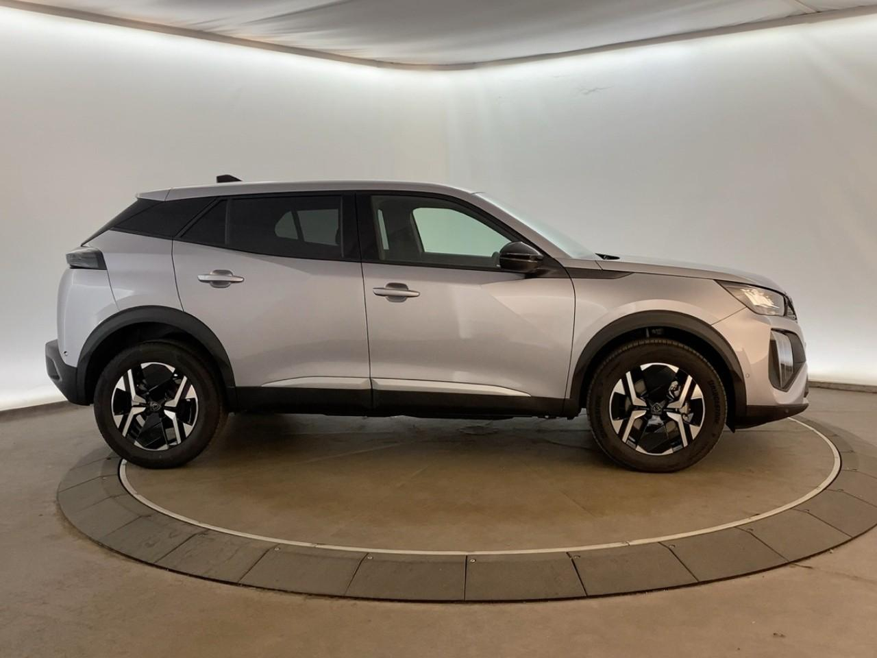 Peugeot 2008 hybrid 145 ch e-dcs6 allure — photo 4