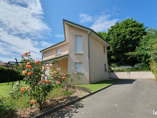 Maison 5 pièces 153 m²