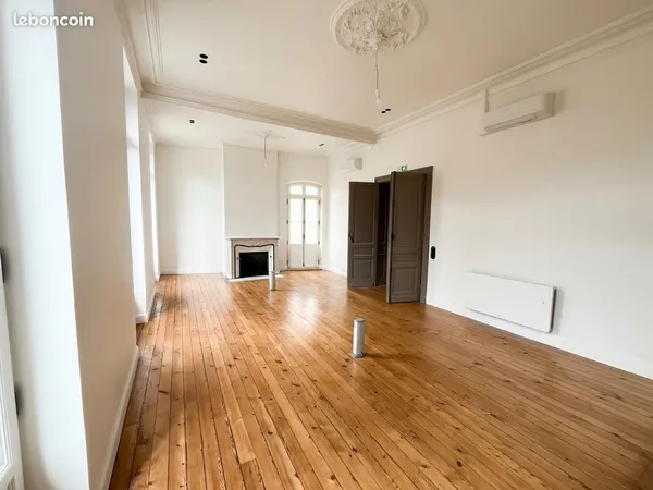 Bureaux de standing 86 m² entièrement rénovés et climatisés