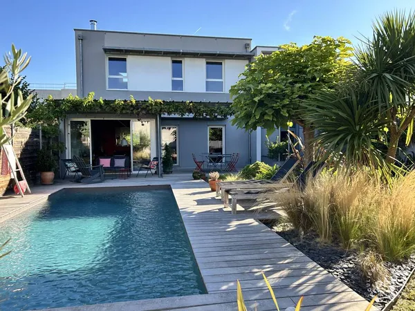 Maison 6 pièces 175 m²