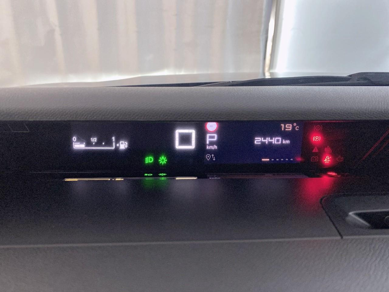 Citroën C3 Aircross hybride 145 ch aut max — photo 13