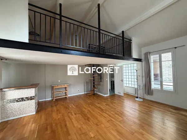Bureau 2 pièces 45 m²