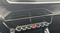 Peugeot 208 1.2 100ch S&S Style — photo 15