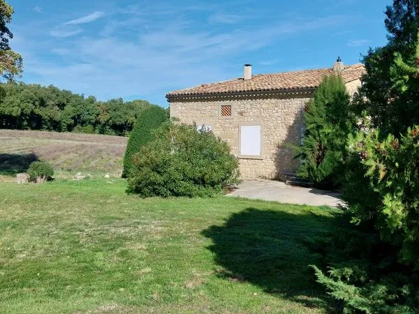 Location appartement Grâne