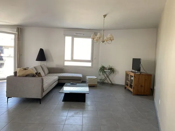 Belle chambre dans coloc 107m² neuve et meublée