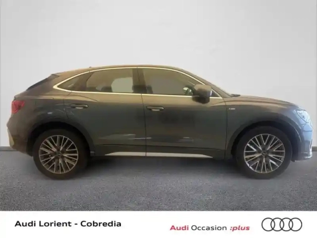 Audi Q3 sportback 35 tdi 150ch s line s tronic 7 — photo 3