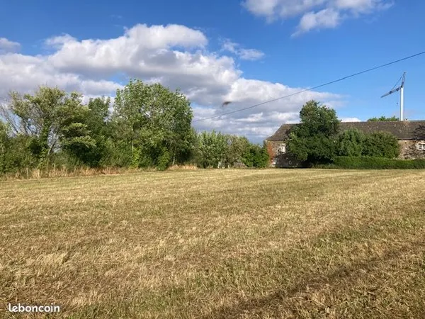 MOYRAZES terrain 1440 m2 viabilisé