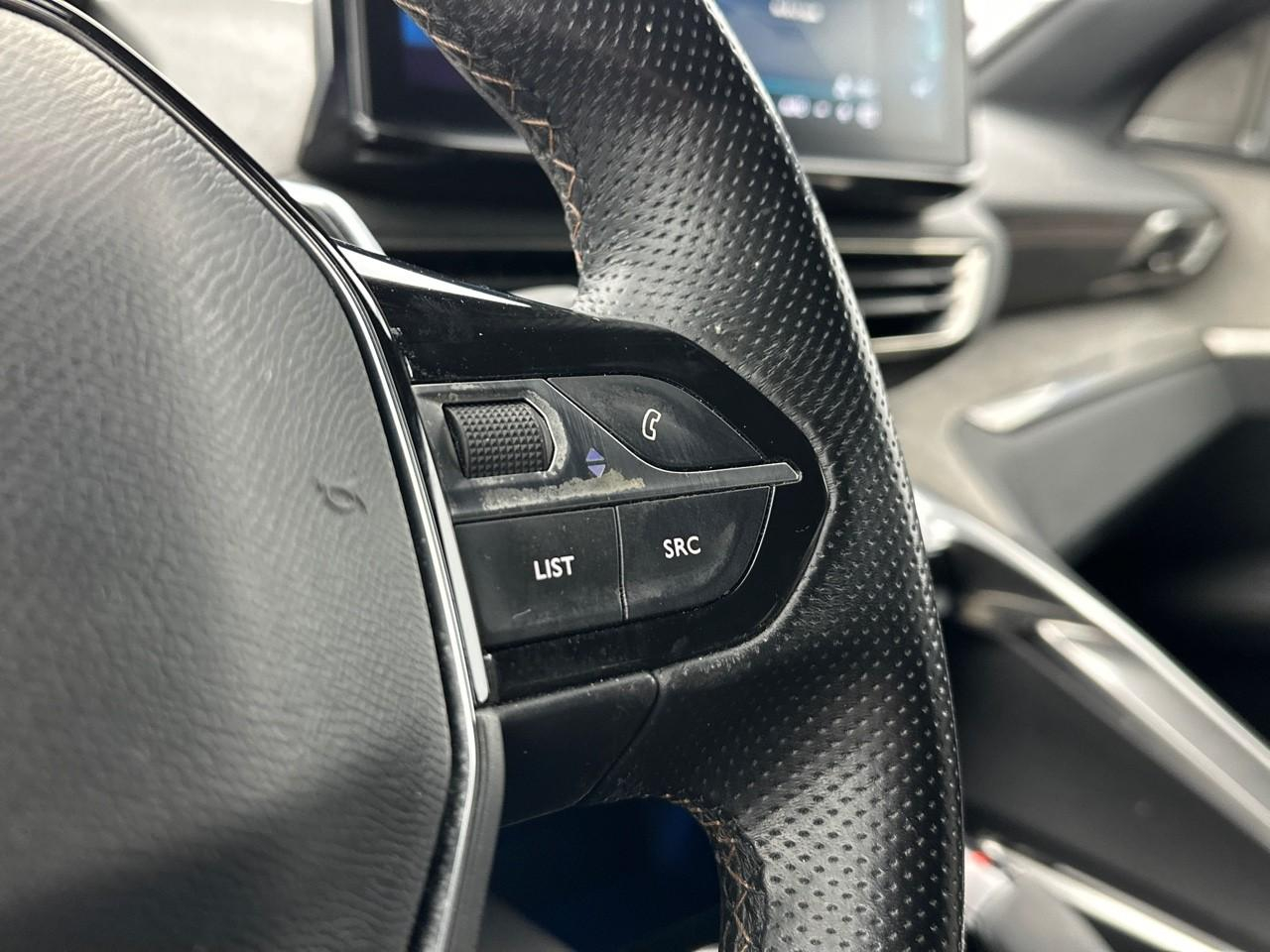 Peugeot 3008 hybrid 225 e-eat8 gt pack — photo 21