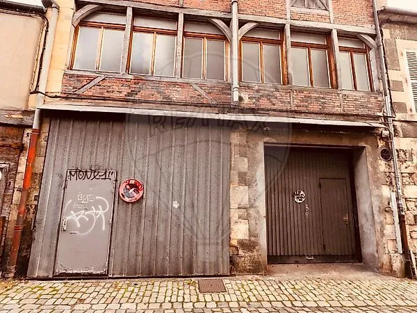 Immeuble 767 m²