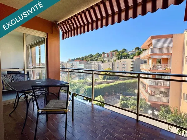 Deux pièces au calme avec terrasse et parking
